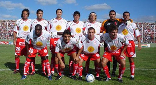 El equipo de Huracán de Tres Arroyos en Primera División.